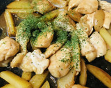 新ジャガと鶏肉のオイスターソース炒め作り方3写真