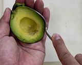秋鮭とアボカドのサラダ作り方4写真