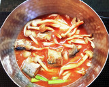 さば缶とトマトジュースの具だくさん味噌汁作り方3写真