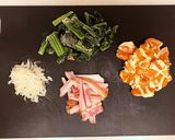 ほうれん草とベーコンの燻製チーズパスタ作り方1写真