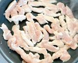 簡単節約☆玉葱かさ増し！鶏胸肉の生姜焼き作り方4写真