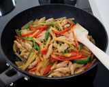 鶏むね肉とじゃがいもとピーマンの青椒肉絲作り方5写真