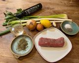 ギリシャ料理　豚肉とセロリのアブゴレモノ作り方1写真