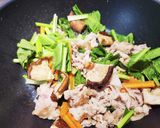 豚と小松菜の豆乳 酸辣湯風スープ作り方1写真
