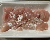 鶏肉とくるみの彩り中華炒め作り方4写真