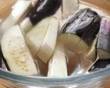 なすとベーコンのとろーり♪春巻き作り方1写真