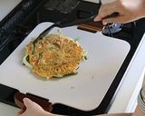 にらと玉ねぎとシーフードミックスのチジミ作り方4写真