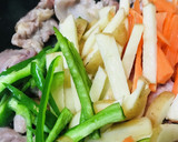 豚薄切肉の青椒肉絲風オイスターソース炒め作り方2写真