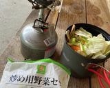 野菜たっぷりトマトツナうどん(山ごはん)作り方2写真