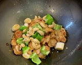 鶏とピーマンのカシューナッツ炒め作り方14写真