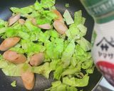 キャベツとソーセージの炒め物♪作り方4写真