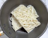 サラダチキンとニラの超お手軽な焼きうどん作り方2写真