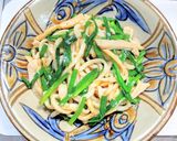 サラダチキンとニラの超お手軽な焼きうどん作り方7写真