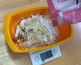 食べごたえあり!きのことツナの塩昆布和え作り方1写真