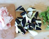簡単味付けで【豚と茄子のごま味噌炒め】作り方2写真