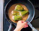 ごま味噌だれで煮込んだピーマンの肉詰め作り方9写真