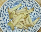 牛すじ肉と結びしらたきの味噌煮作り方1写真