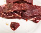 鹿肉・牛豚ホホ肉のワイン煮込み作り方2写真