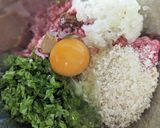 わさびマヨ♡セロリの葉たっぷりハンバーグ作り方3写真