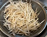 腸活に最適♪ごぼうと人参のヘルシーサラダ作り方1写真