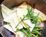花ニラと鶏肉の具だくさん味噌汁作り方6写真
