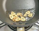 豚バラ肉とミニトマトのスパイス煮作り方2写真
