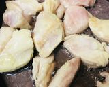 市販サラダ活用●鶏肉のケチャップソース作り方1写真