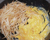 舞茸おいしくもやしと卵炒め作り方6写真