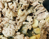 豚こまぎれ肉と茸/エリンギのあまから炒め作り方1写真