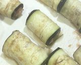 ✽甘酢あんかけ✽茄子と挽肉のくるくる揚げ作り方5写真