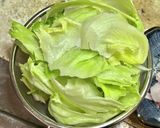 豚バラ肉とレタスのオイスターソース炒め作り方2写真