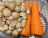 作り置き簡単♡弁当♡シメジと人参きんぴら作り方1写真