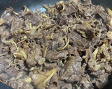 作り置き♡弁当♡牛肉と舞茸の梅風味時雨煮作り方3写真