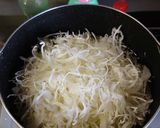 ヨウサマの減塩病院風千切りキャベツスープ作り方1写真