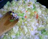 簡単♪カリカリたんぽぽウィンナーのそば飯作り方4写真