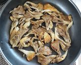 簡単おつまみ☆カリカリ舞茸・海苔塩味。作り方6写真