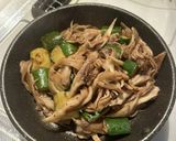 舞茸とズッキーニのクミン炒め作り方5写真