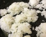 乾燥バジル＆パセリのバターチャーハン作り方1写真