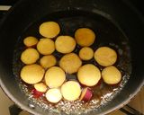 材料3つ★さつま芋の甘酢煮作り方2写真