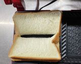 レトルトカレーで♪ハムチーズホットサンド作り方6写真