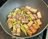 厚揚げと豚バラ肉のオイスターソース炒め作り方5写真