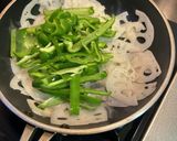 【副菜】れんこんとピーマンのきんぴら作り方4写真