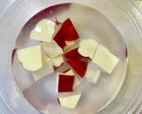 れんこんとさつまいもと鶏肉の甘辛炒め作り方1写真
