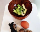 きくらげと干し椎茸のかんたん味噌汁作り方1写真