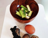 きくらげと干し椎茸のかんたん味噌汁作り方1写真