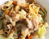 お一人様！市販の焼きそばにヘルシー隠し味作り方1写真