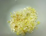 鶏もも肉とニンニクの芽の炒め物作り方2写真