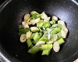 椎茸の肉詰め入りキムチスープ作り方8写真