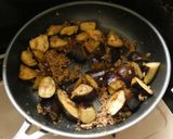 ナスとひき肉の味噌オイスター炒め作り方4写真