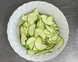 ズッキーニのレモンサラダ作り方1写真